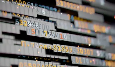 Data server visualization with numerical analytics on screen.