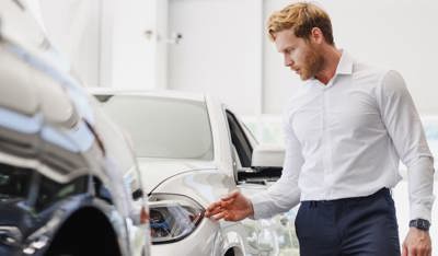 Customer buying a car