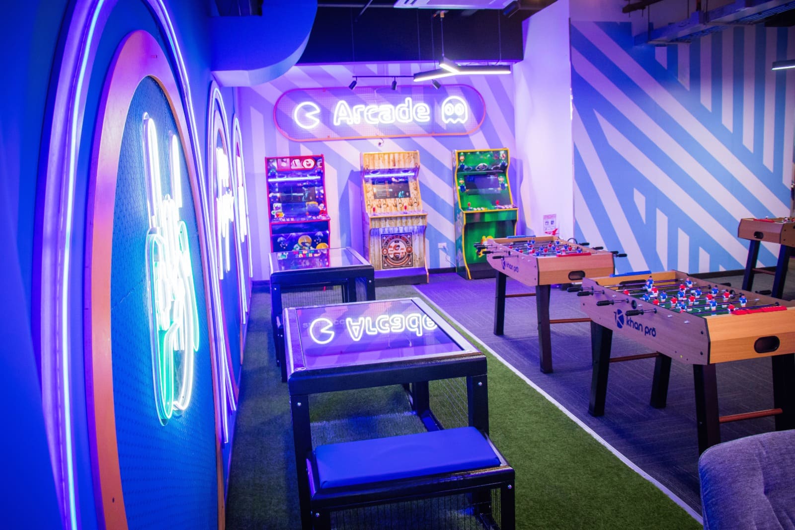 Sala de juegos en la sede de TP Avenida Poblado